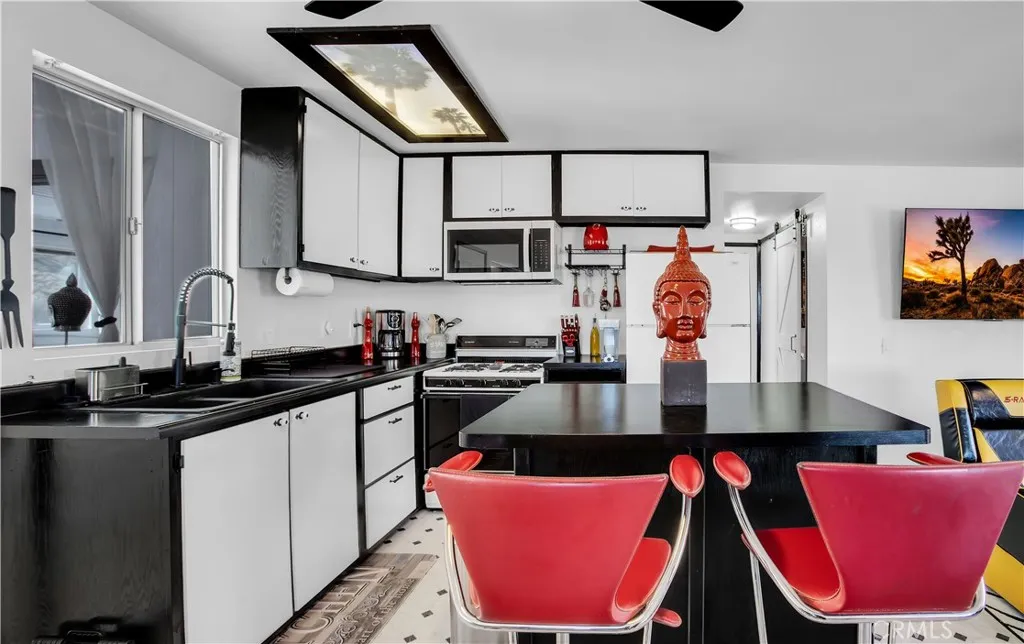 Additional image 19 of 49490 Big Morongo Canyon Road, Morongo Valley, CA 92256