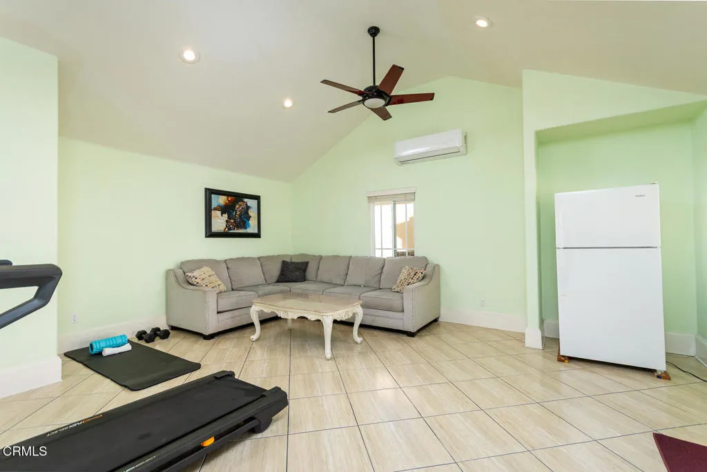 Additional image 60 of 1075 E Tujunga Avenue, Burbank, CA 91501