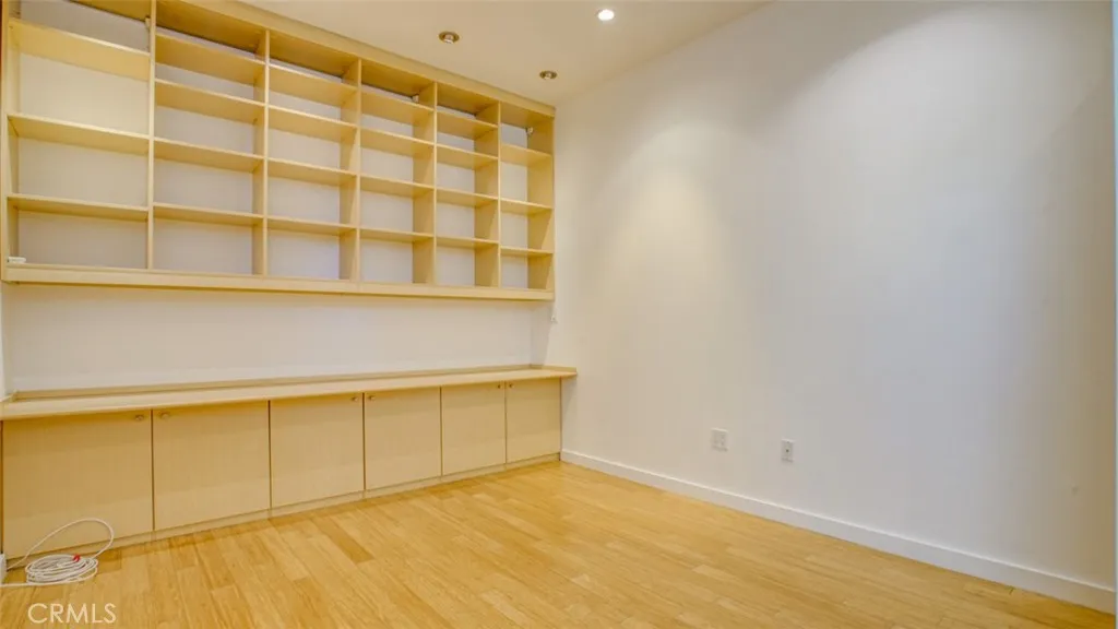 Additional image 93 of 4705 Whitsett Unit 106, Studio City, CA 91604