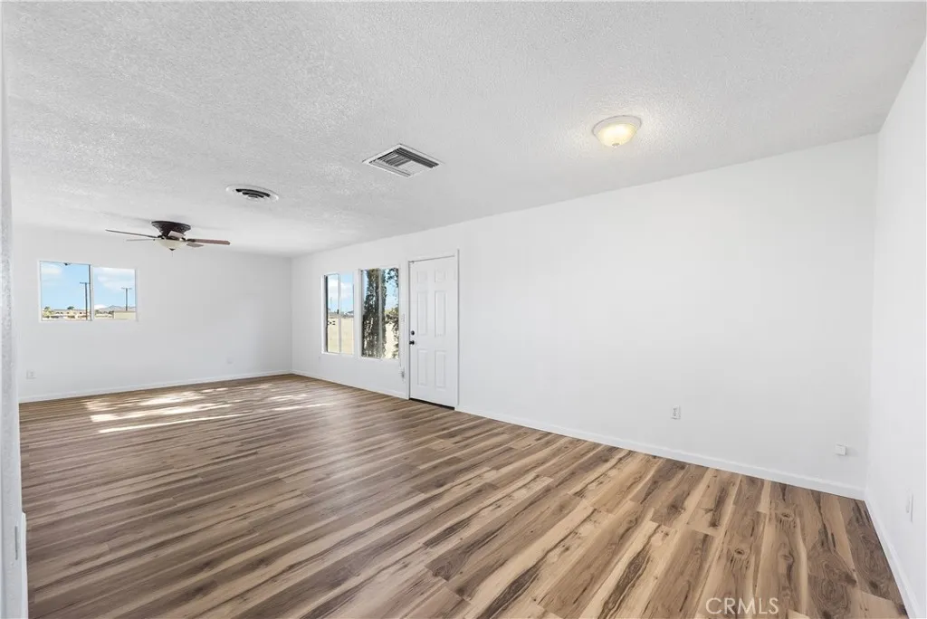 Additional image 17 of 8443 Dogbane Ave, California City, CA 93505