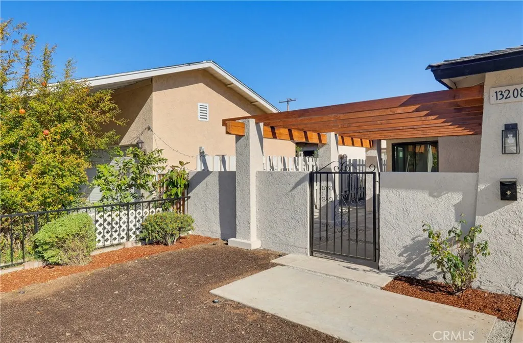 Additional image 27 of 13208 Florwood Ave, Hawthorne, CA 90250