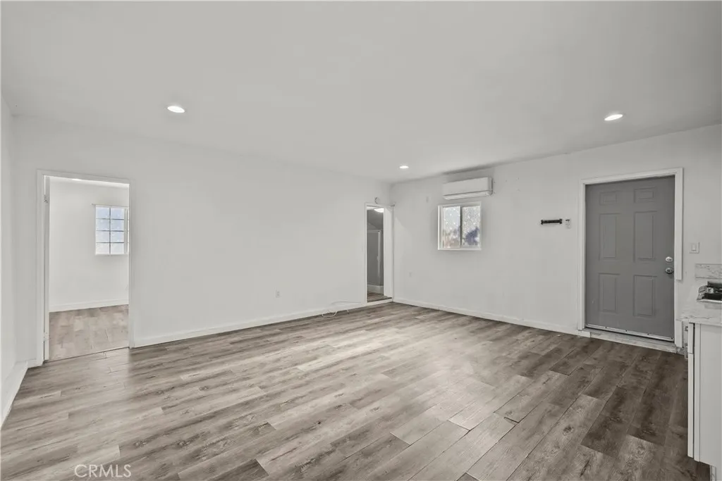 Additional image 35 of 6556 Satsuma, North Hollywood, CA 91606