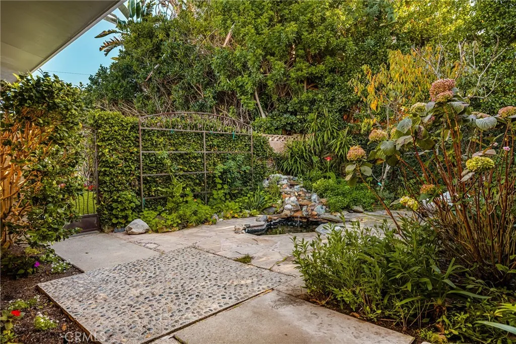 Additional image 10 of 337 Vista Baya, Costa Mesa, CA 92627