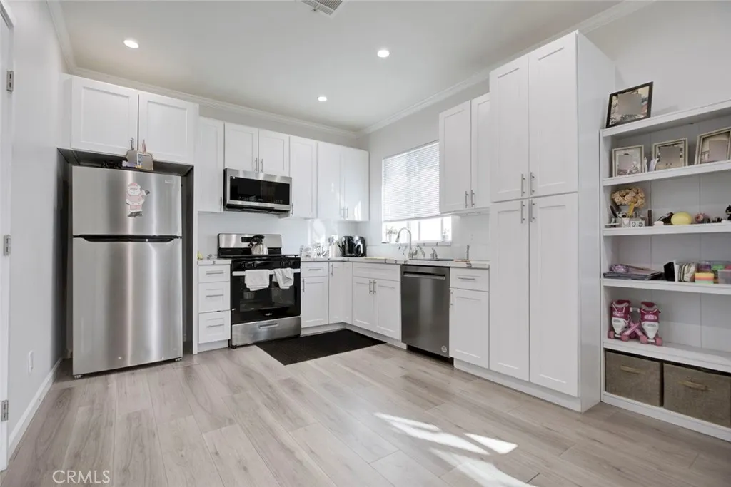 Additional image 42 of 10531 Greenburn Avenue, Sunland, CA 91040