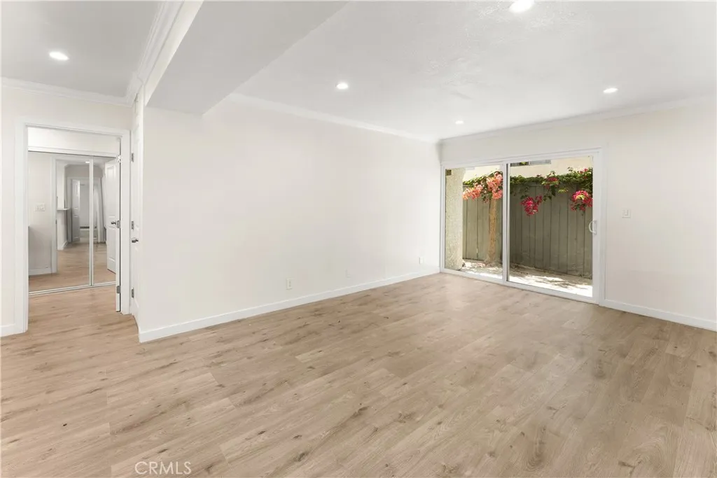 Additional image 44 of 18620 Hatteras Unit 173, Tarzana, CA 91356