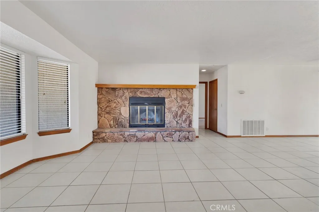 Additional image 37 of 13910 Rincon Rd, Apple Valley, CA 92307