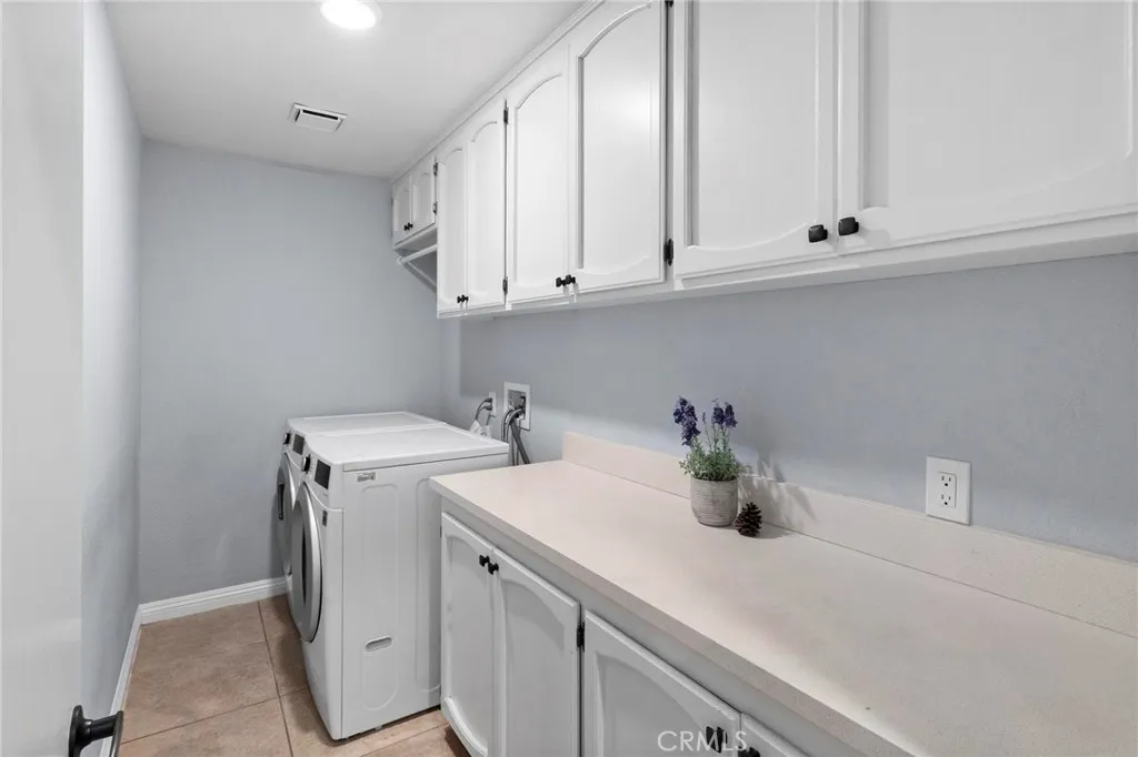 Additional image 41 of 13455 Ivanpah Road, Apple Valley, CA 92308