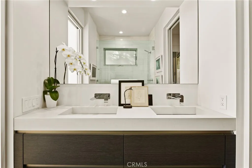 Additional image 27 of 704 Nyes Place, Laguna Beach, CA 92651