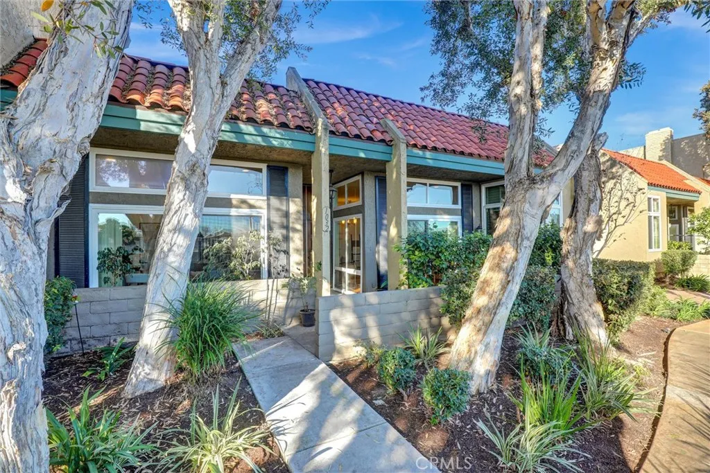 Additional image 2 of 1032 Palo Verde Ave, Long Beach, CA 90815