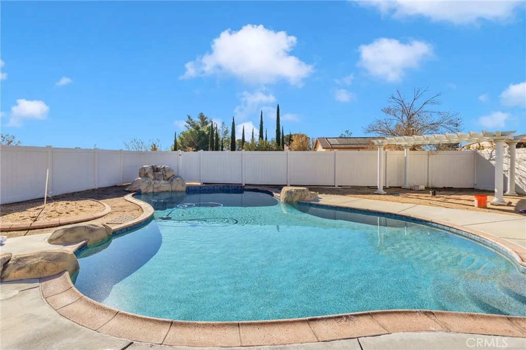 Additional image 42 of 15889 Mojave St, Hesperia, CA 92345