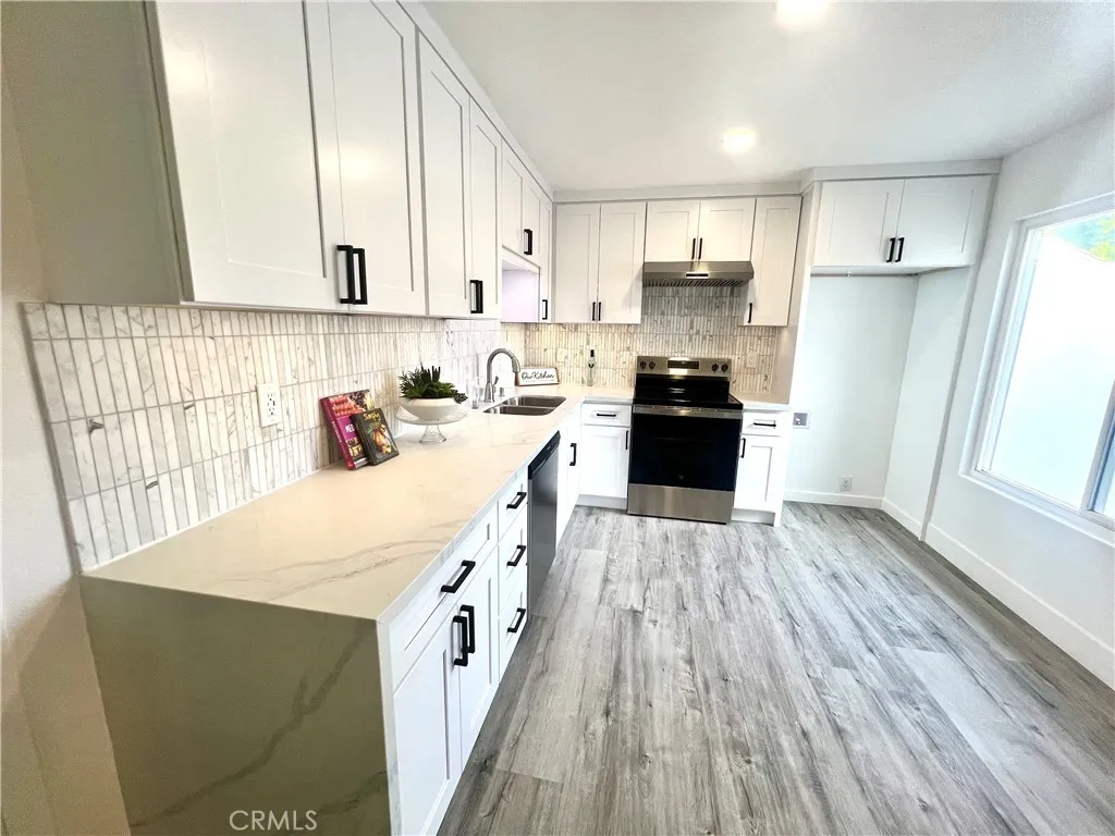 Additional image 7 of 2501 W Sunflower Avenue Unit A6, Santa Ana, CA 92704