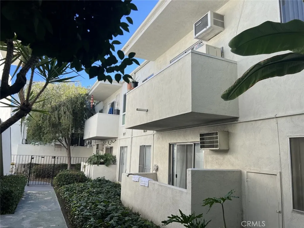 Additional image 36 of 10749 New Haven Street Unit 18, Sun Valley, CA 91352