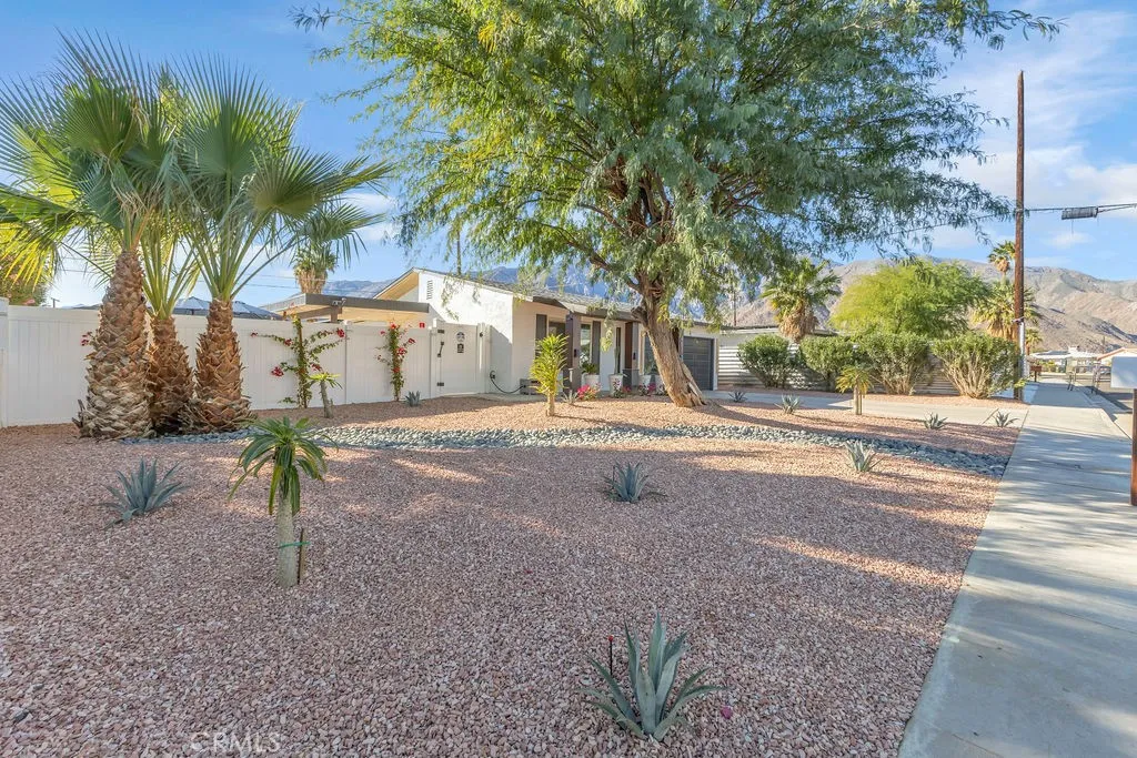 Additional image 12 of 481 W Sunview Ave, Palm Springs, CA 92262