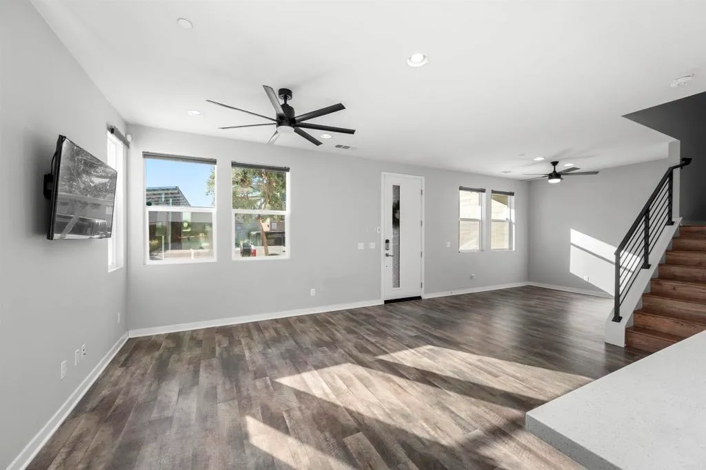 Additional image 4 of 2004 Quartet Loop Unit 1, Chula Vista, CA 91915