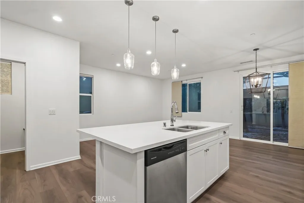 Additional image 52 of 7619 N Patriot Way, Van Nuys, CA 91405