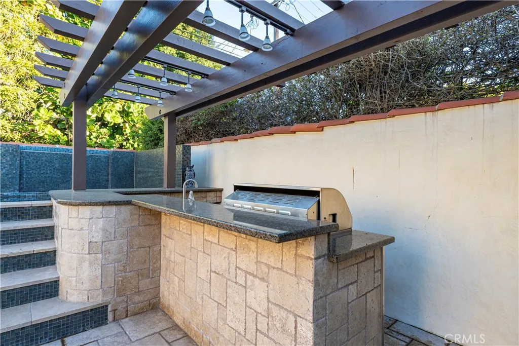 Additional image 106 of 790 Santiago Ave, Long Beach, CA 90804