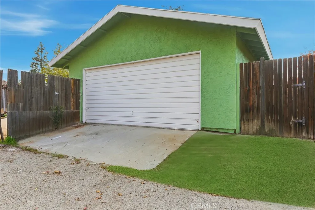 Additional image 54 of 5305 Fairfax Rd, Bakersfield, CA 93306