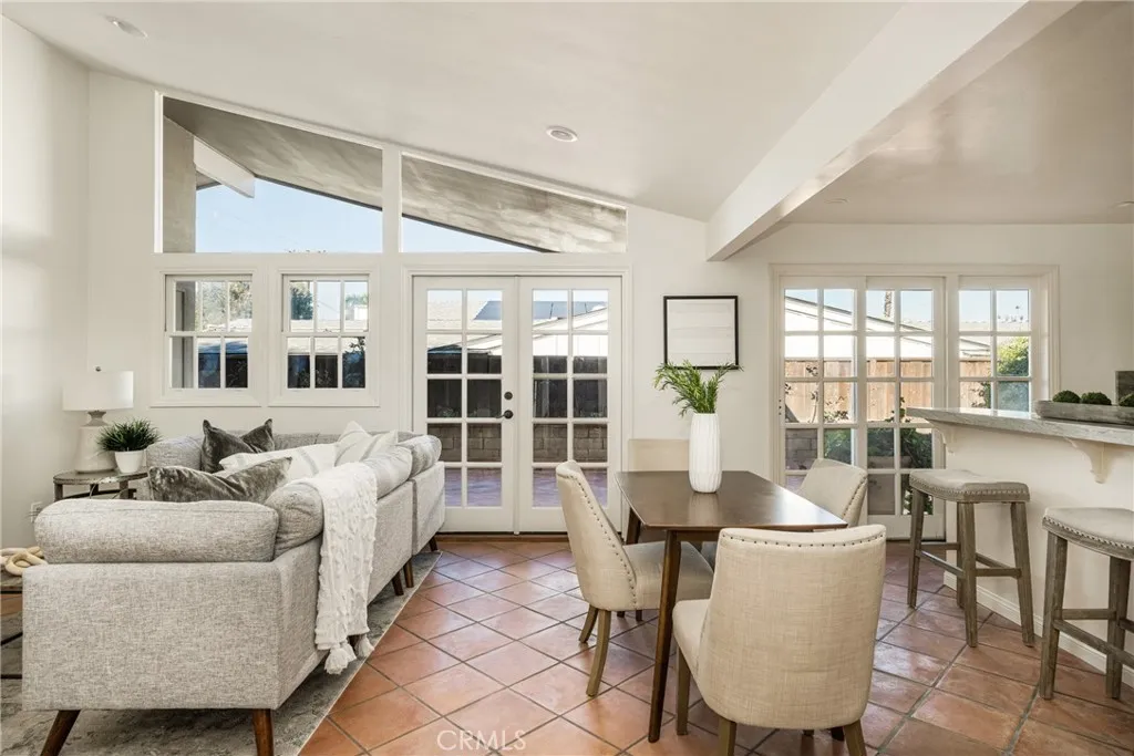 Additional image 96 of 337 Vista Baya, Costa Mesa, CA 92627