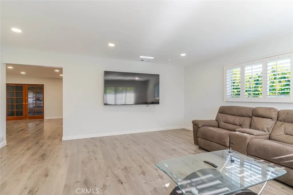 Additional image 9 of 18301 Minnehaha Street, Porter Ranch, CA 91326