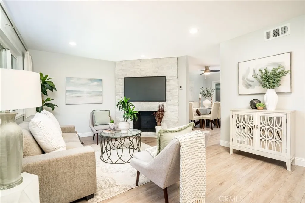 Additional image 7 of 19917 Piccadilly Ln, Huntington Beach, CA 92646