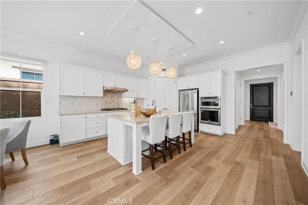 Additional image 8 of 67 Runner, Irvine, CA 92620