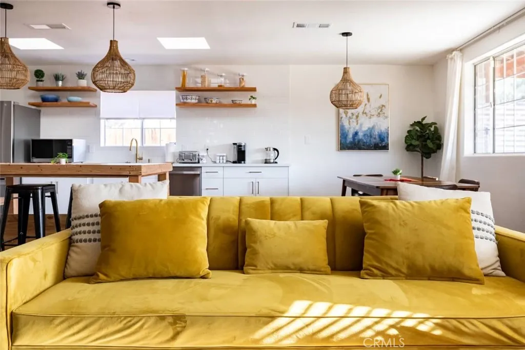 Additional image 38 of 6360 El Reposo Street, Joshua Tree, CA 92252