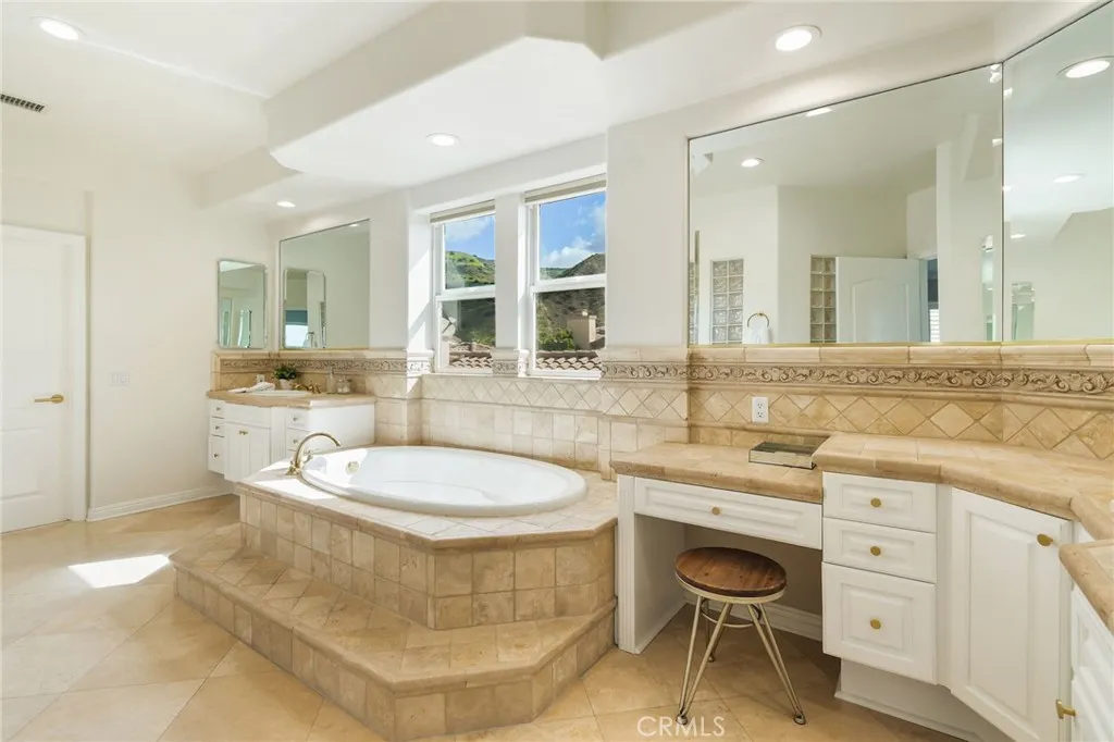 Additional image 33 of 20112 Via Cellini, Porter Ranch, CA 91326