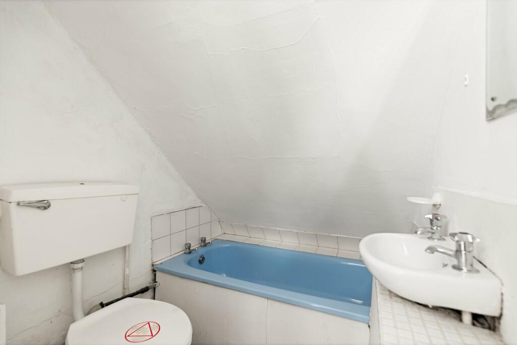 Additional image 14 of Cherry Tree Avenue, Dover, CT16