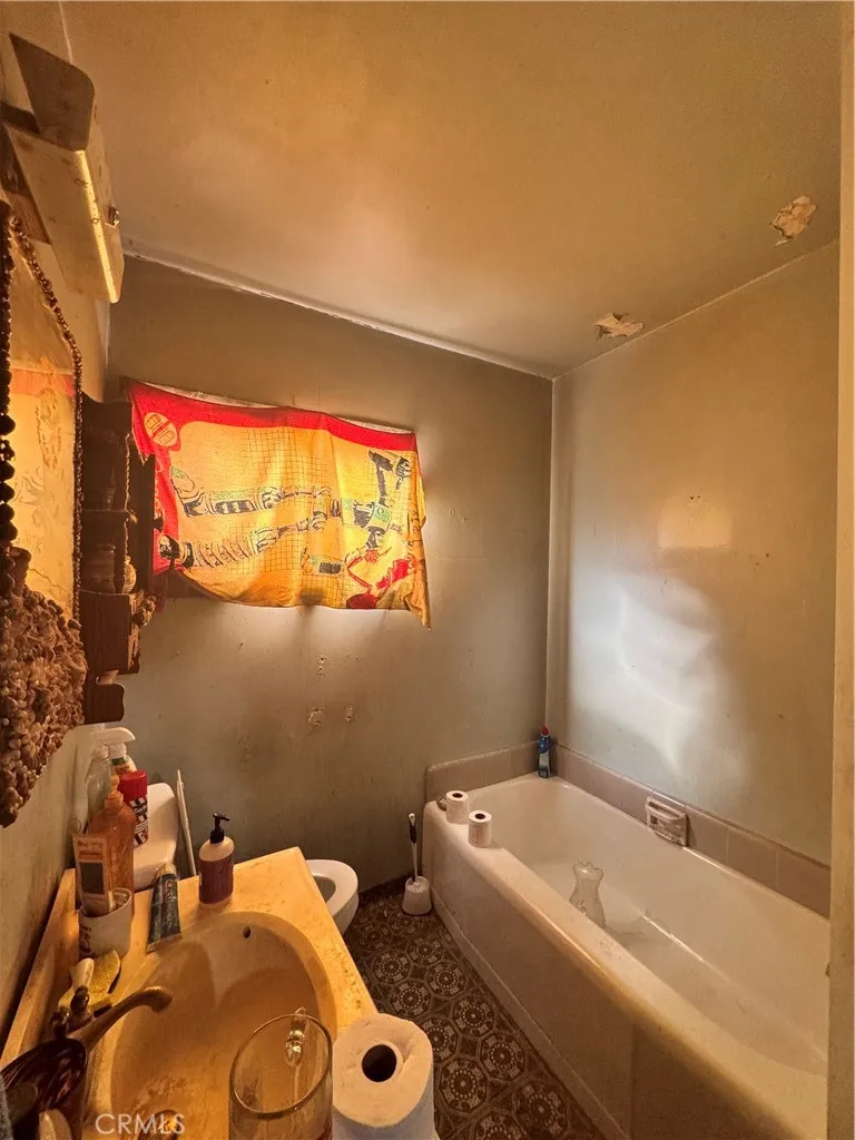 Additional image 36 of 3513 Shipway Ave, Long Beach, CA 90808