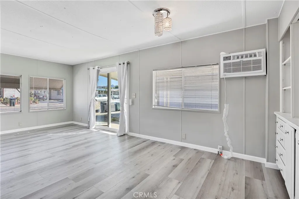 Additional image 10 of 845 S Lyon Ave, Hemet, CA 92543