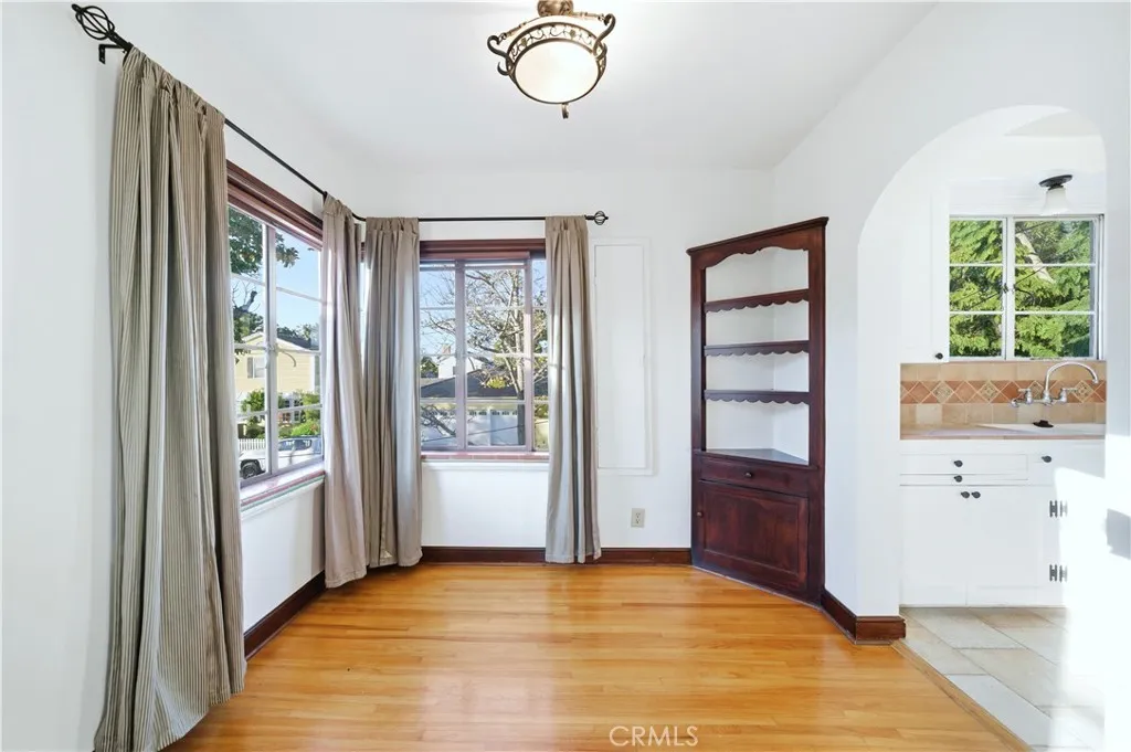 Additional image 41 of 790 Santiago Ave, Long Beach, CA 90804