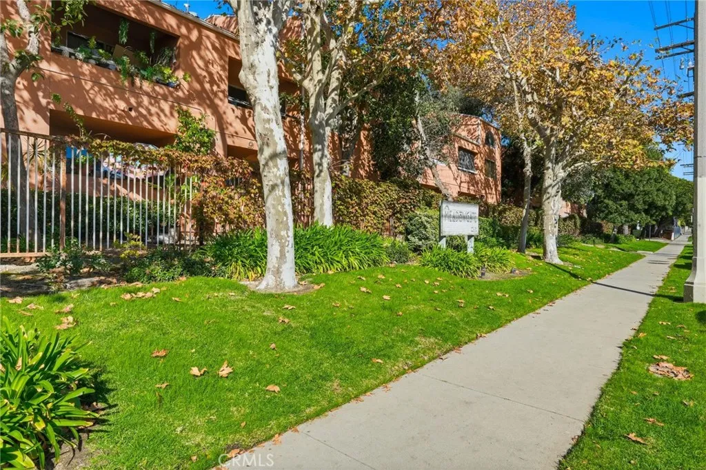 Additional image 6 of 12601 Van Nuys Blvd Unit 111, Pacoima, CA 91331