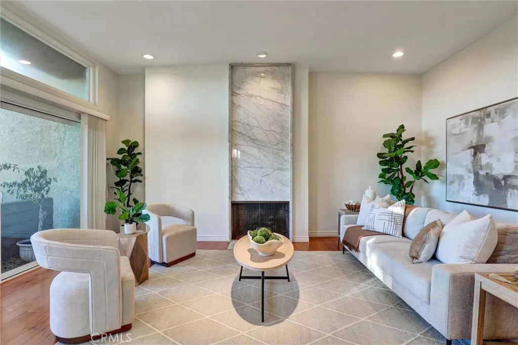 Additional image 49 of 1032 Palo Verde Ave, Long Beach, CA 90815