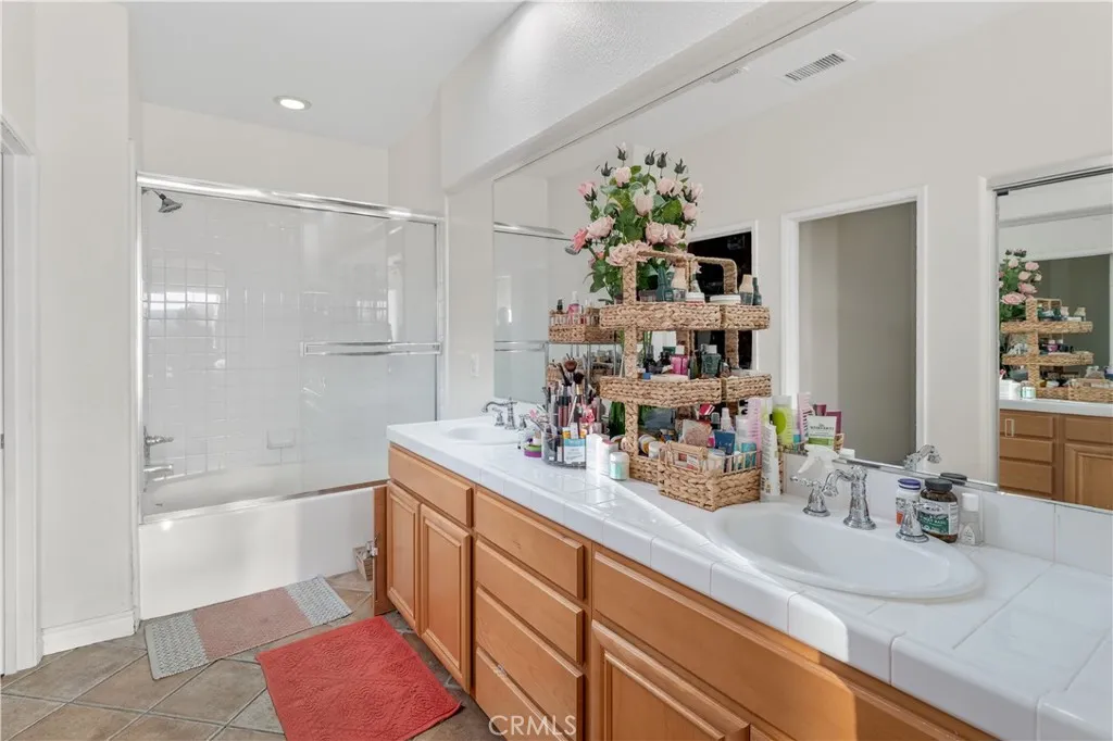 Additional image 53 of 24332 Lorenzo Ln, Valencia, CA 91355