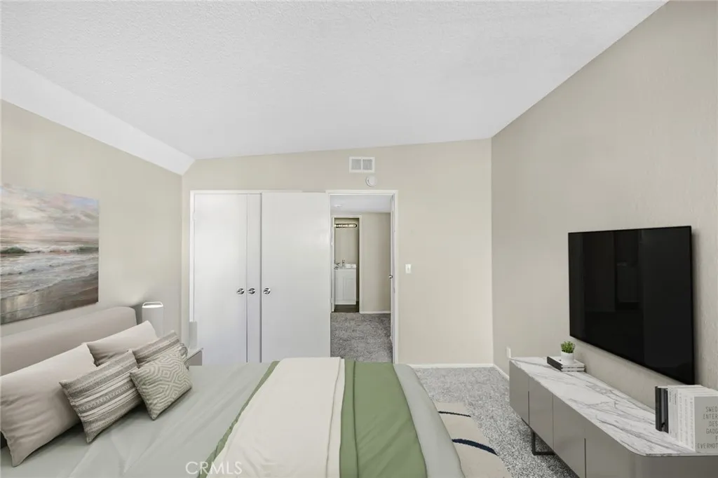 Additional image 32 of 22703 Garzota Dr, Valencia, CA 91354