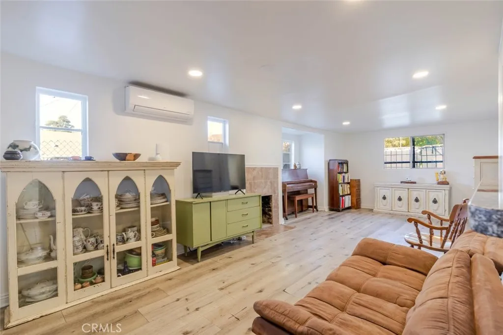 Additional image 8 of 10434 Irma Avenue, Tujunga, CA 91042