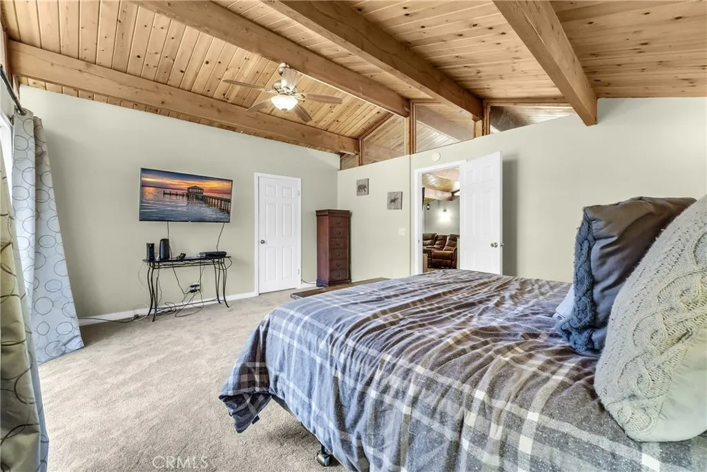 Additional image 21 of 404 Leonard Ln, Sugarloaf, CA 92386