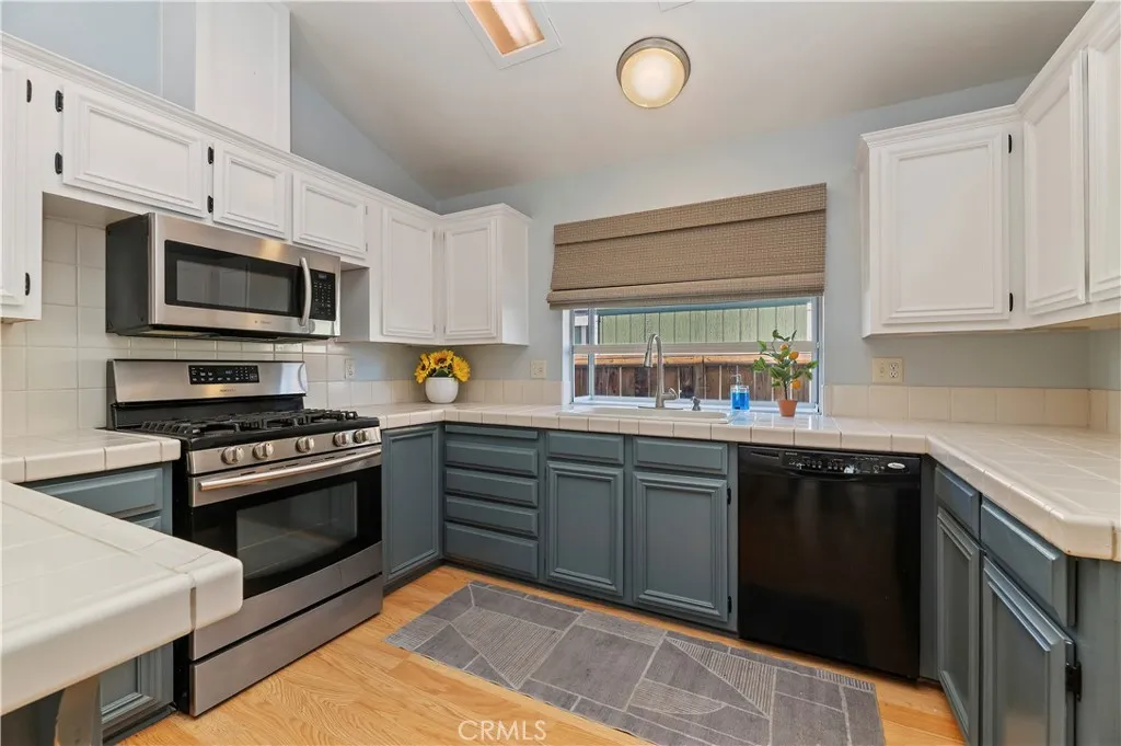 Additional image 49 of 140 W Pioneer #101 Ave, Redlands, CA 92374