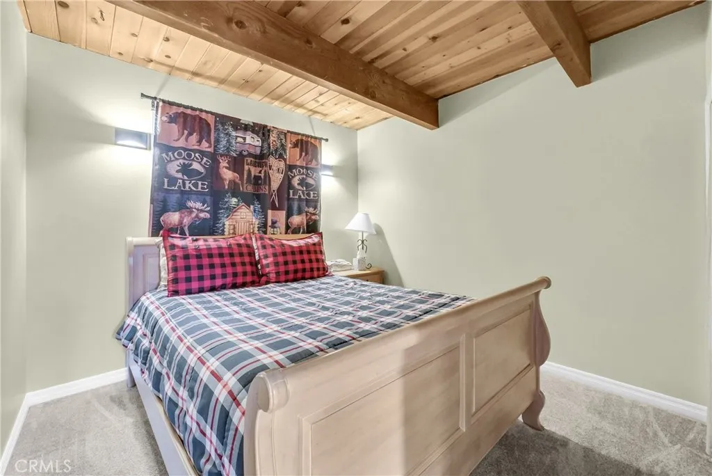 Additional image 6 of 404 Leonard Ln, Sugarloaf, CA 92386