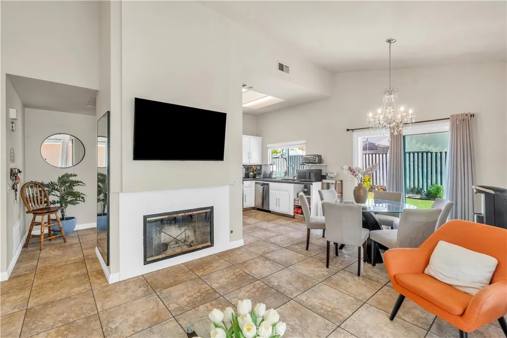 Additional image 2 of 302 Daystar Drive, Perris, CA 92571