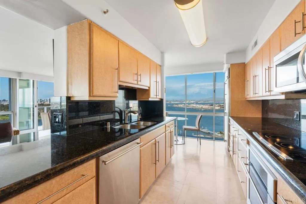 Additional image 114 of 1820 Avenida Del Mundo Unit 1507, Coronado, CA 92118