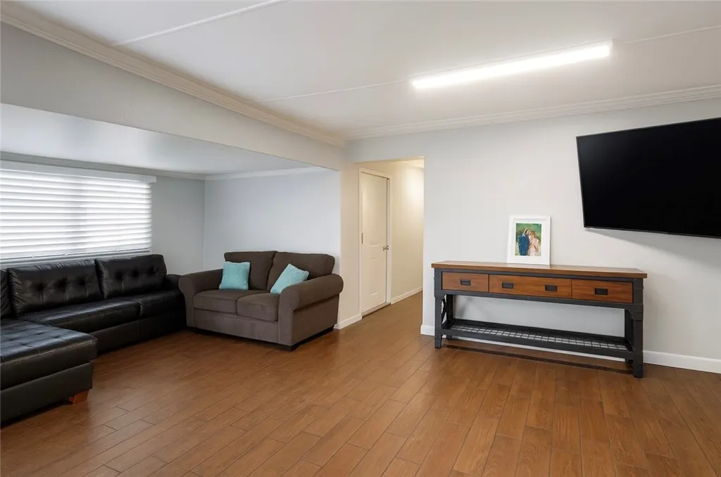 Additional image 10 of 1045 Azusa Avenue Unit 191, Covina, CA 91722