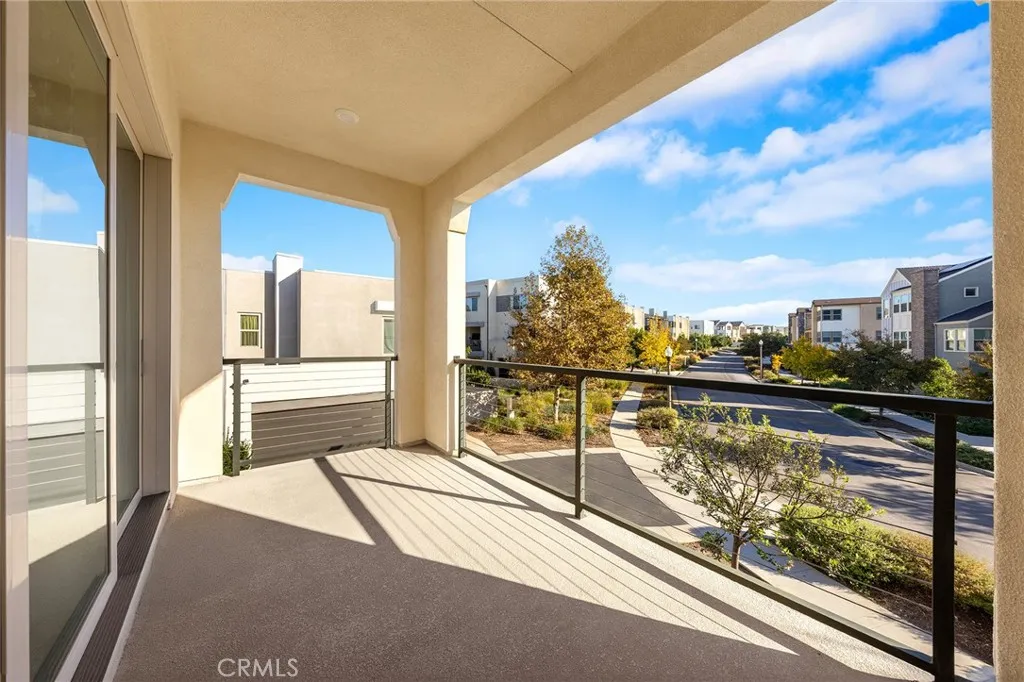 Additional image 97 of 115 Frame, Irvine, CA 92618