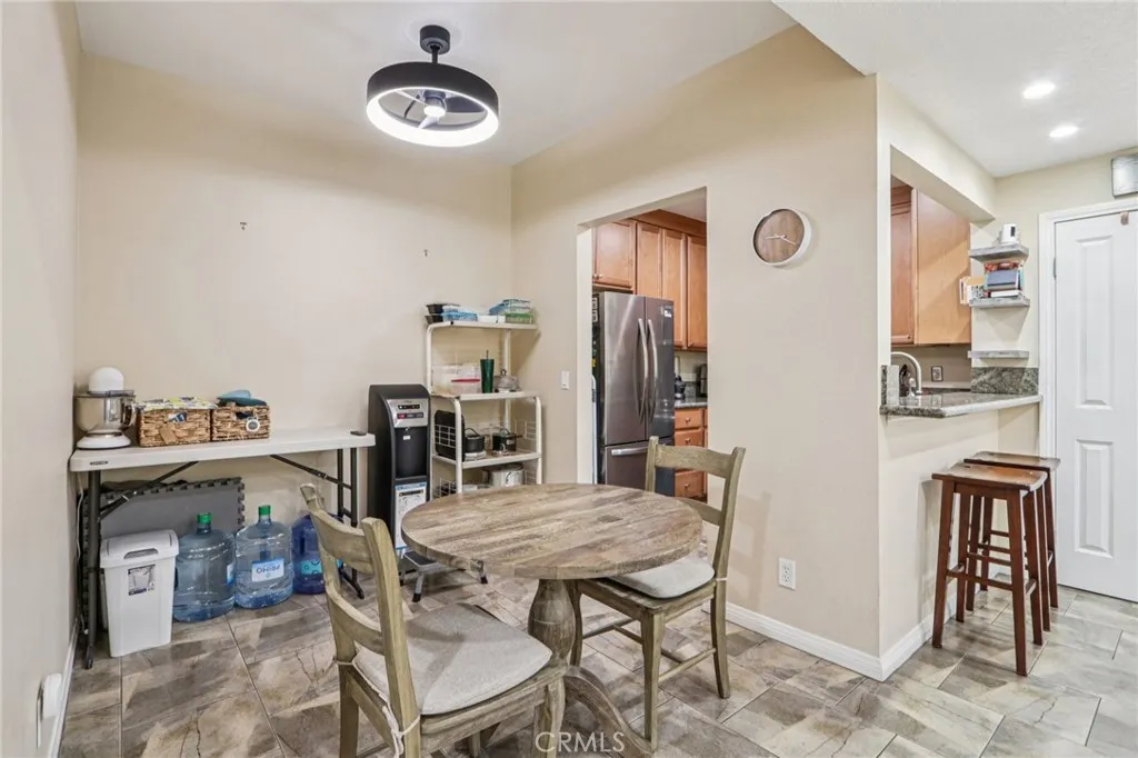 Additional image 7 of 24111 Del Monte Unit 3, Valencia, CA 91355