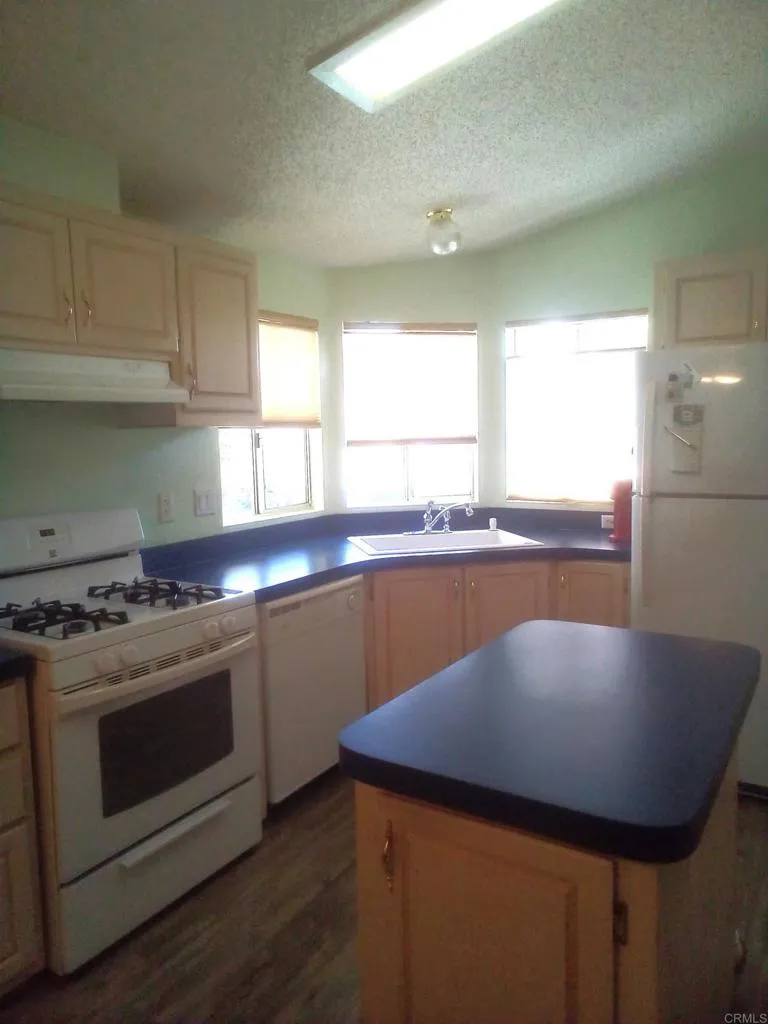 Additional image 32 of 2300 E Valley Pkwy Unit 76, Escondido, CA 92027