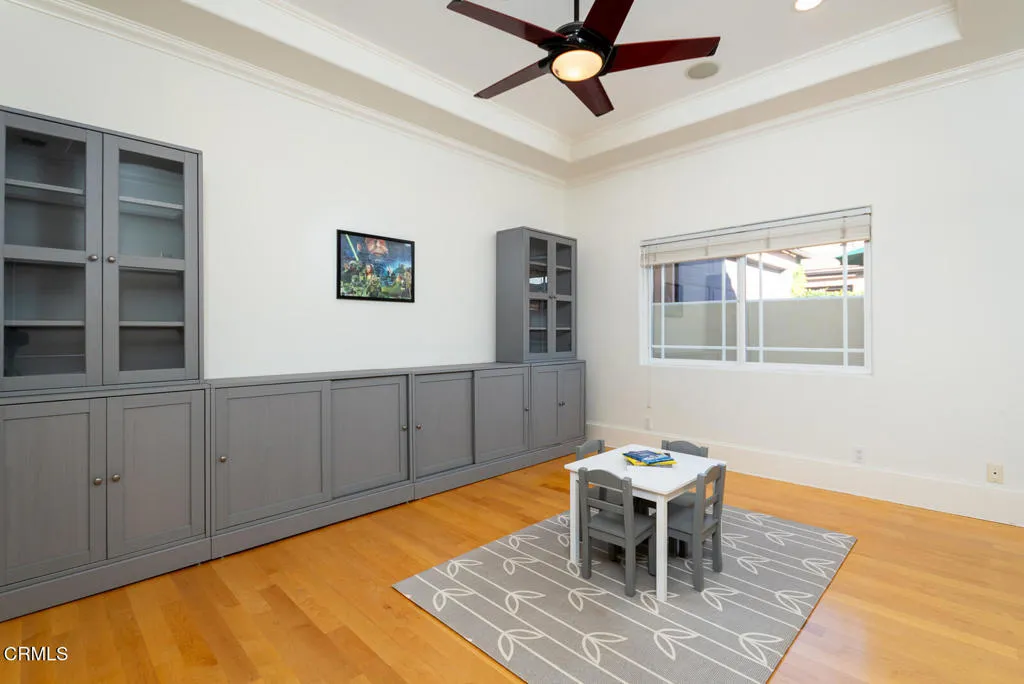 Additional image 21 of 1075 E Tujunga Avenue, Burbank, CA 91501