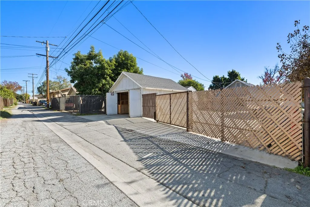 Additional image 33 of 421 W Colorado Boulevard, Monrovia, CA 91016
