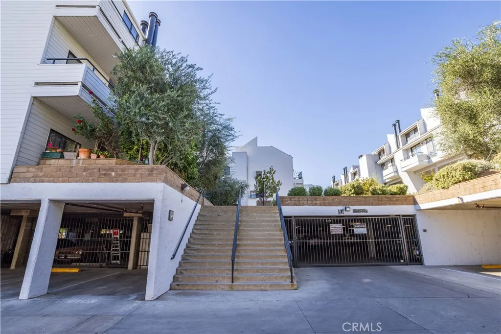 Additional image 92 of 13331 Moorpark Street Unit 319, Sherman Oaks, CA 91423