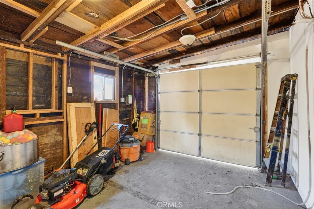 Additional image 36 of 806 W Spruce Street, Compton, CA 90220