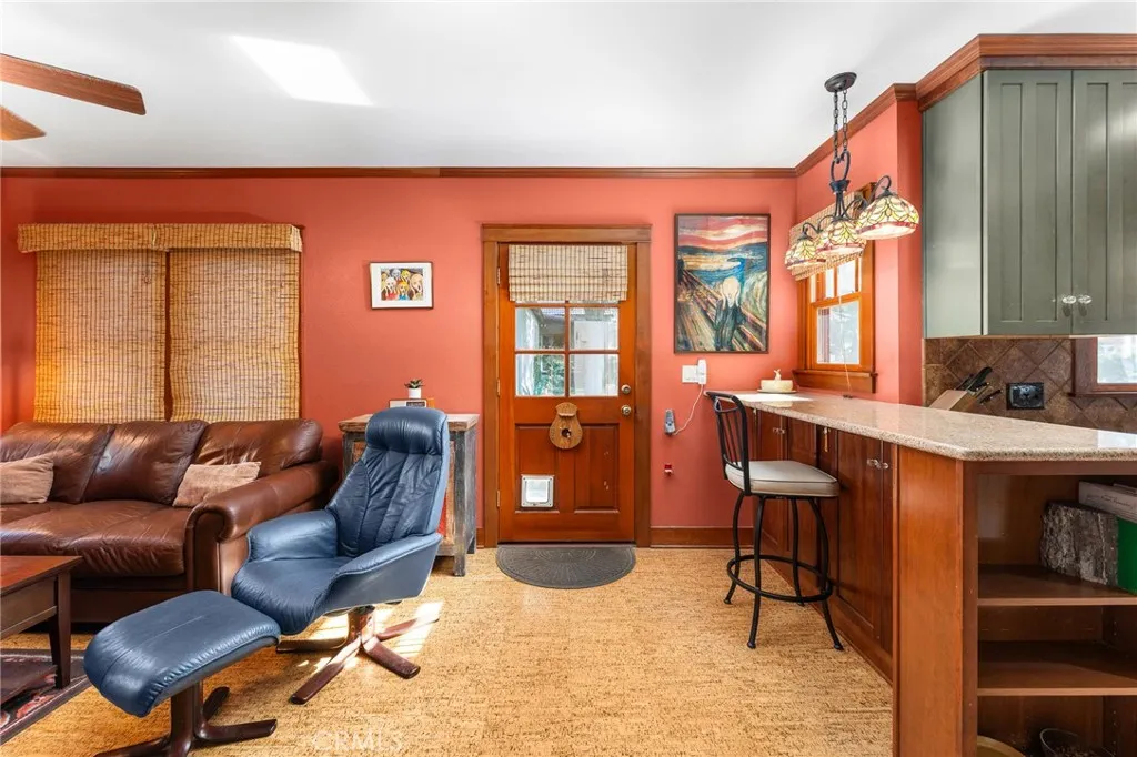 Additional image 18 of 1021 Campus Avenue, Redlands, CA 92374